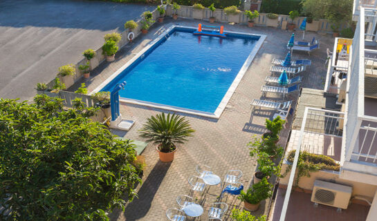 HOTEL LA DARSENA (B&B) Passignano sul Trasimeno (PG)