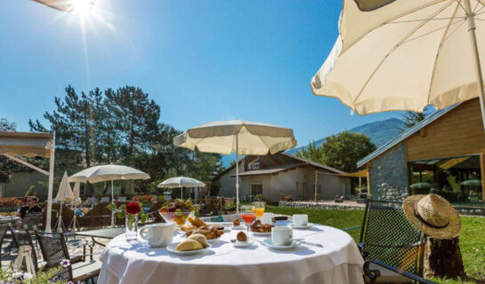 LES BARTAVELLES HOTEL RESTAURANT & SPA Crots