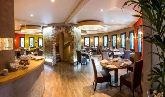 LES BARTAVELLES HOTEL RESTAURANT & SPA Crots