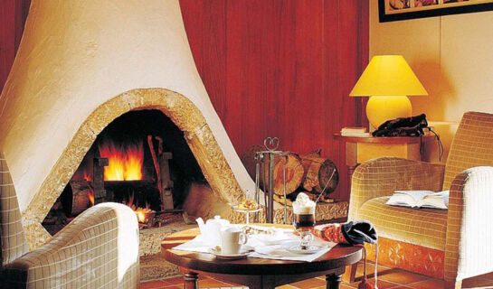 LES BARTAVELLES HOTEL RESTAURANT & SPA Crots
