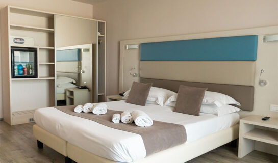 HOTEL SPLENDID SOLE Manerba del Garda (BS)
