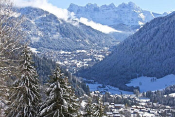 HÔTEL LES TRIOLETS (B&B) Châtel