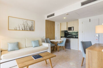 HOTEL PALMANOVA 